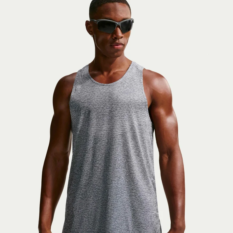 نايكي تي شيرت رجالي بدون أكمام للجري بتقنية دراي-فِت ادفانسد