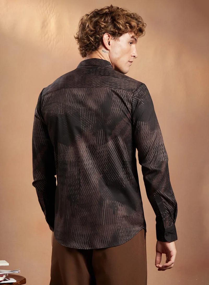 Campus Sutra Campus Sutra Men's Midnight Black & Mocha Brown Meshura Regular Shirt For Casual Wear | Spread Collar | Long Cuffed Sleeves | Button Closure | Shirt Crafted With Comfort Fit For Everyday Wear