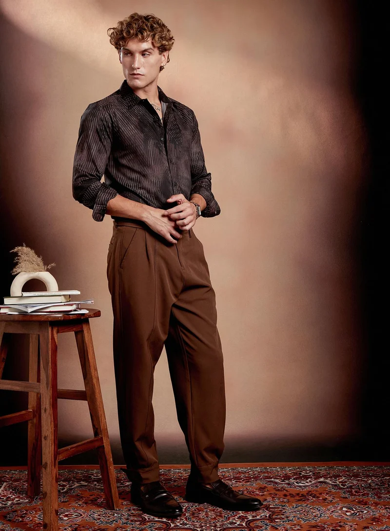 Campus Sutra Campus Sutra Men's Midnight Black & Mocha Brown Meshura Regular Shirt For Casual Wear | Spread Collar | Long Cuffed Sleeves | Button Closure | Shirt Crafted With Comfort Fit For Everyday Wear