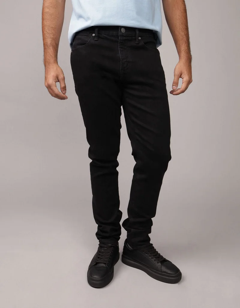 AE 24/7 Athletic Skinny Jean