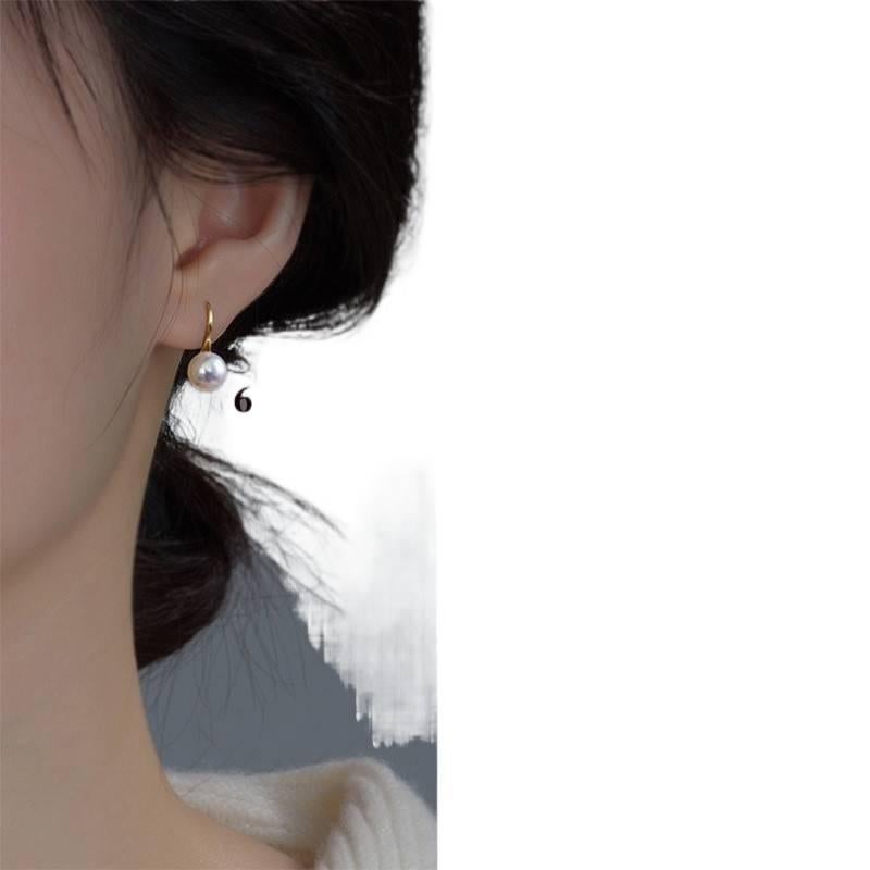 Lightweight Metal Geometric Pearl Stud Earrings with Silver Detail Daily Wear Jewelry for Women in Gold for Desk Setup - Image 1