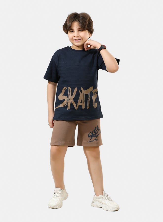 ريمينت طقم شورت برسمة لوح التزلج للاولاد كحلي - Image 1