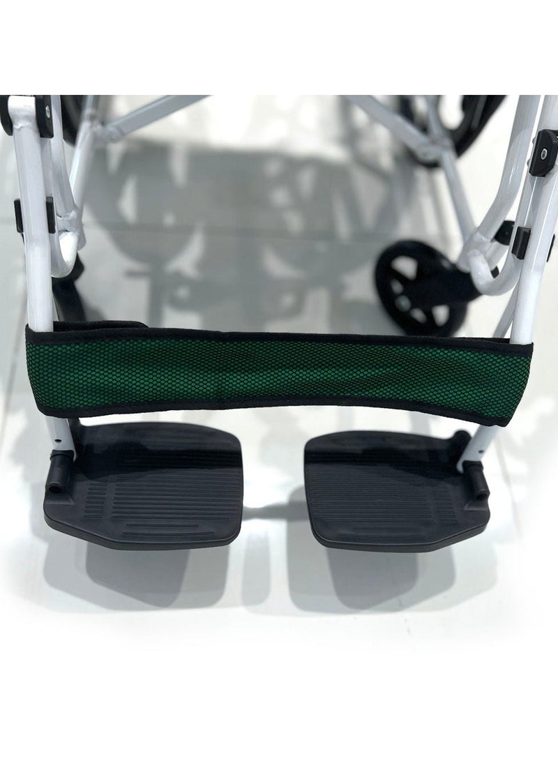 كروني كرسي متحرك قابل للطي مدفوع يدويًا 6012-20 مع مرحاض، نظام فرامل رباعي، كرسي متحرك قابل للطي متعدد الوظائف، هيكل من سبائك الألومنيوم عالي الجودة، عجلات نايلون أمامية مقاس 6 بوصات، عجلات خلفية مصبوبة بالحقن مقاس 20 بوصة، وسادة أكسفورد مزدوجة الطبقات قابلة للإزالة، فرامل مزدوجة ذاتية القفل، مساند أذرع من البولي يوريثان، دواسات قدم ABS، سعة وزن 100 كجم، خفيف الوزن (10.5 كجم)، صغير الحجم لسهولة التخزين (حجم العبوة: 78.52869 سم)، مناسب للتنقل المريح والراحة للاستخدام اليومي، أخضر - Image 4