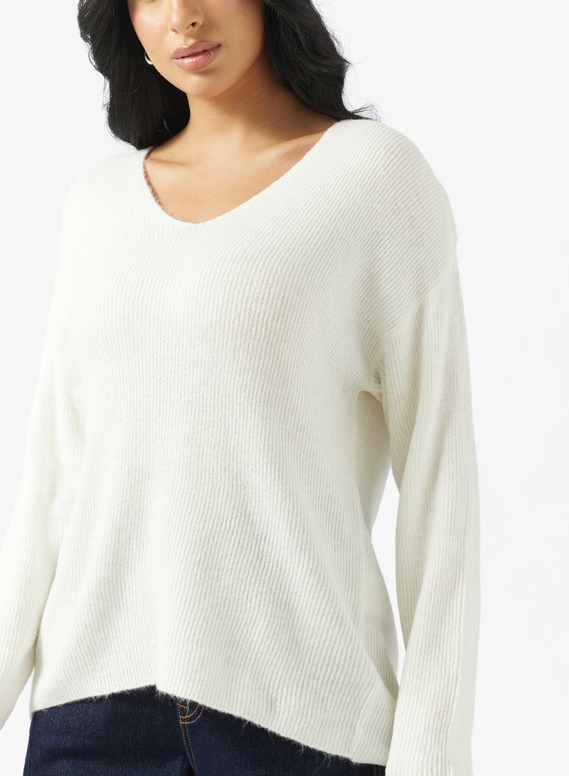 فيرو مودا بلوزة بأكمام طويلة وياقة على شكل حرف - Image 3