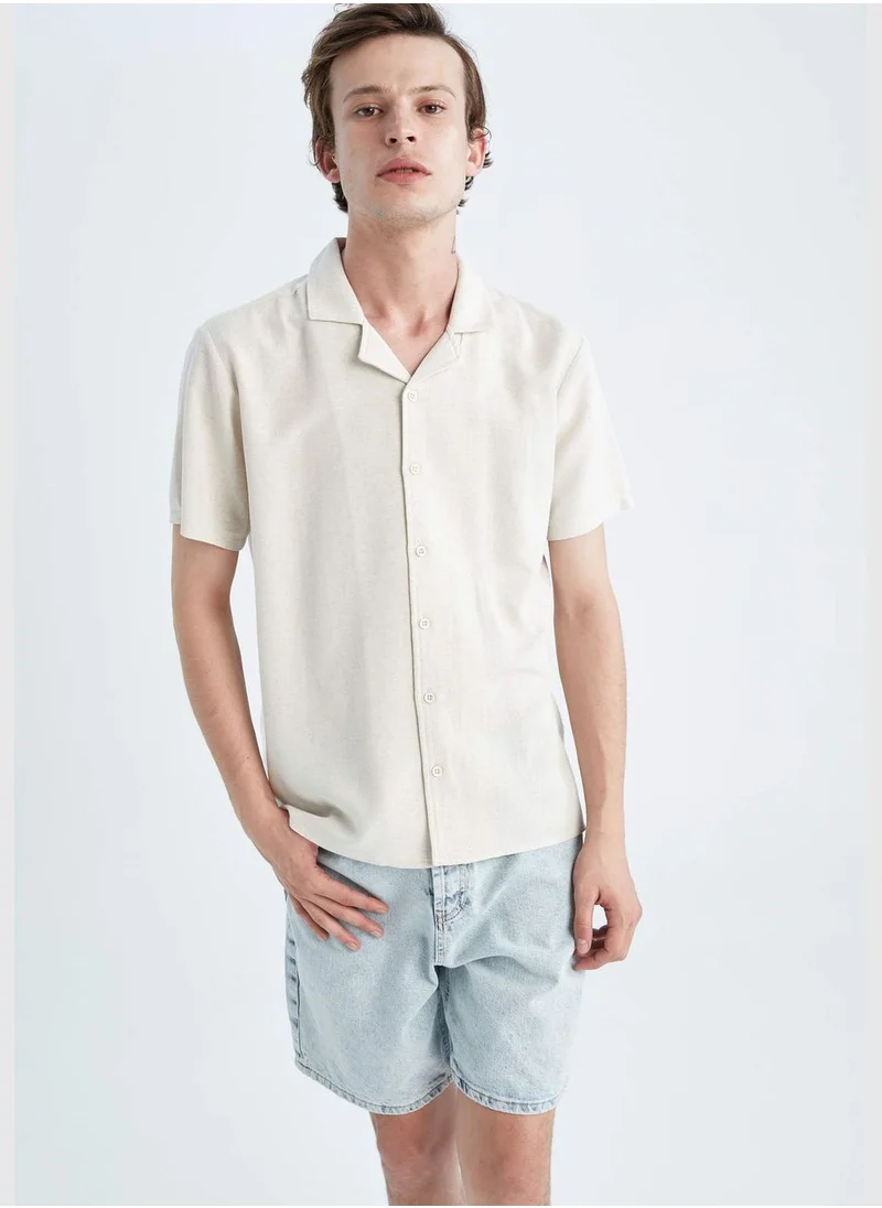 ديفاكتو Man Regular Fit Apache Neck Woven Top Short Sleeve Shirt