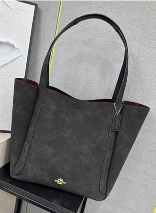 Hadley Tote Bag In Signature Canvas - pzsku/Z3922B3F96E93674433FDZ/45/1749320251/87b7be54-7838-4256-bb20-d2ac1352031c