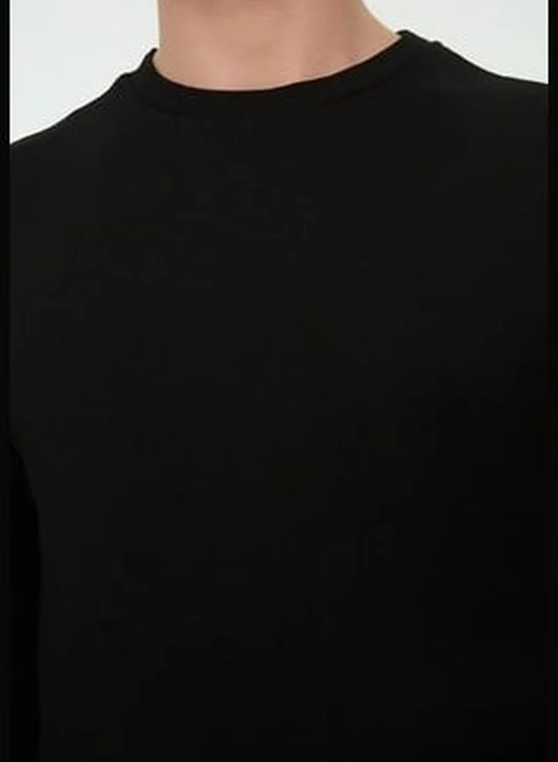 trendyol Black Men's Regular Fit Crewneck Long Sleeved Sweatshirt.