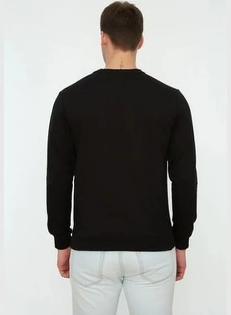 trendyol Black Men's Regular Fit Crewneck Long Sleeved Sweatshirt.