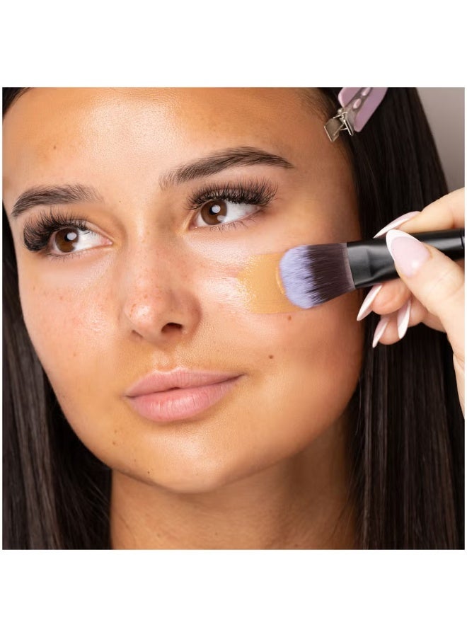 brushworks No. 1 Foundation Brush - Image 4