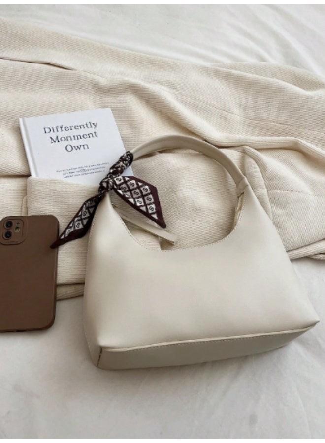 عرب شنطة يد نسائية عصرية وأنيقة، لون بيج مع شال ديكوري، تصميم فاخر بمساحة واسعة، مثالية للاستخدام اليومي والخروجات - Image 5