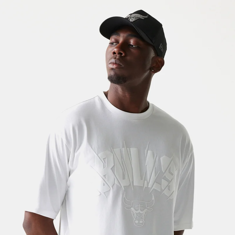 New Era White Men's NBA Chicago Bulls T-Shirt  | Best Price UAE