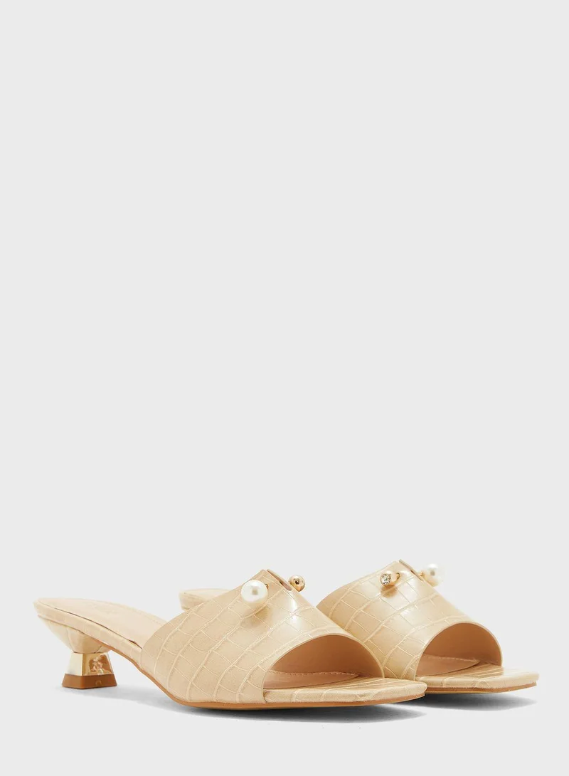 FYOR One Strap Low Heel Sandals