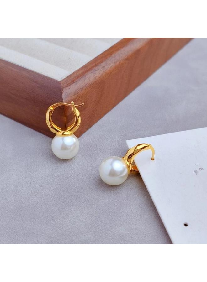 Ear Clip Retro Chanel Style Elegant Earrings High-grade Earrings Autumn And Winter Earrings Light Luxury Simple All-match Niche Design