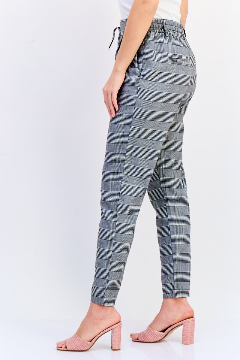 ONLY Women Regular Fit Checkered Straight Leg Pants, Grey  - Image 3