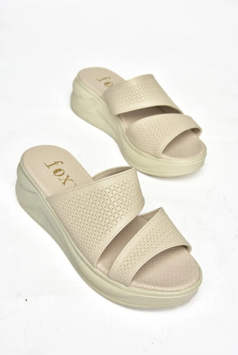 فوكس شوز S713930309 Beige Thick Soled Women's Slippers