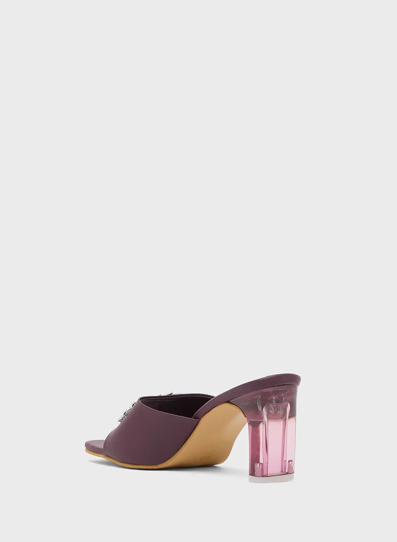بيتك ستيبس High Heeled Sandal With Bow