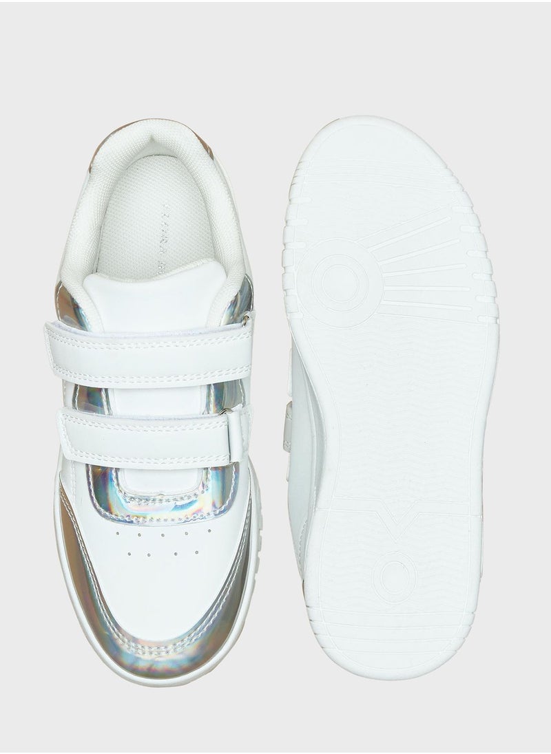 shoexpress - Kids Velcro Low Top Sneakers - Image 1