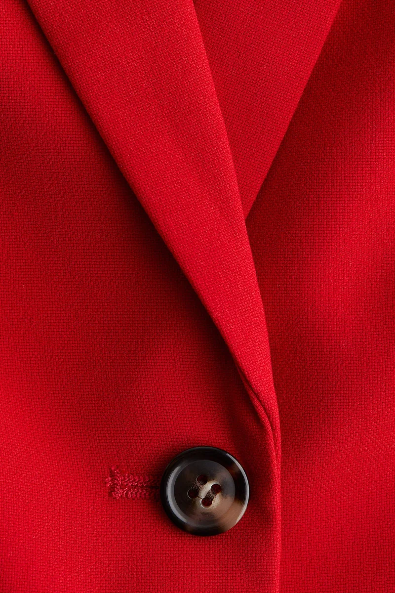 اتش اند ام بليزر بصف واحد من الأزرار