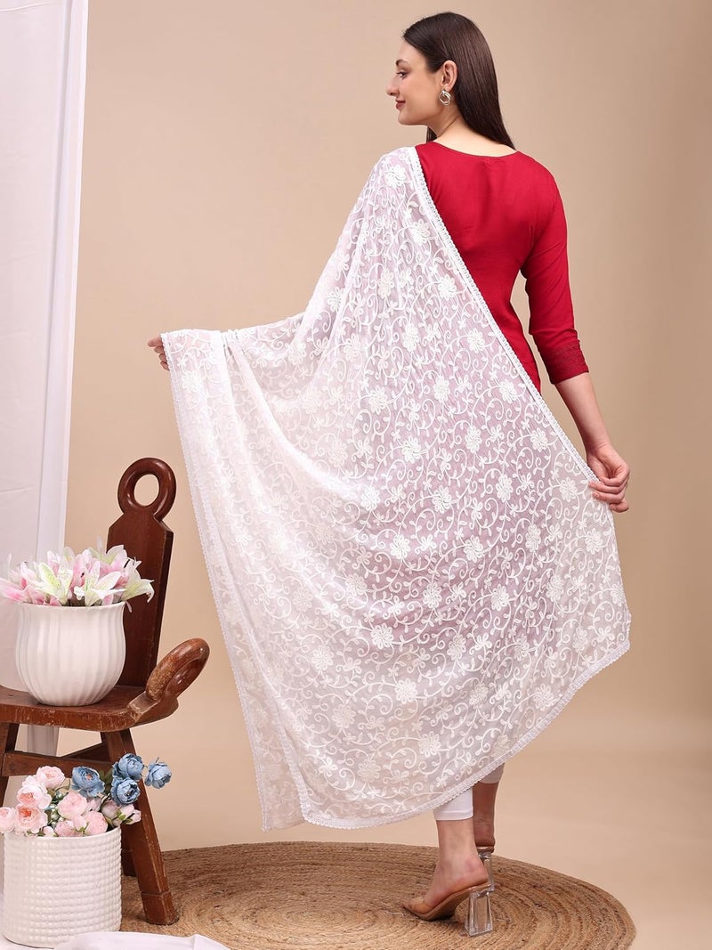 STUNNGIRL Timeless Elegance شال شيفون مزخرف من ستانغيرل بأناقة خالدة - Image 5