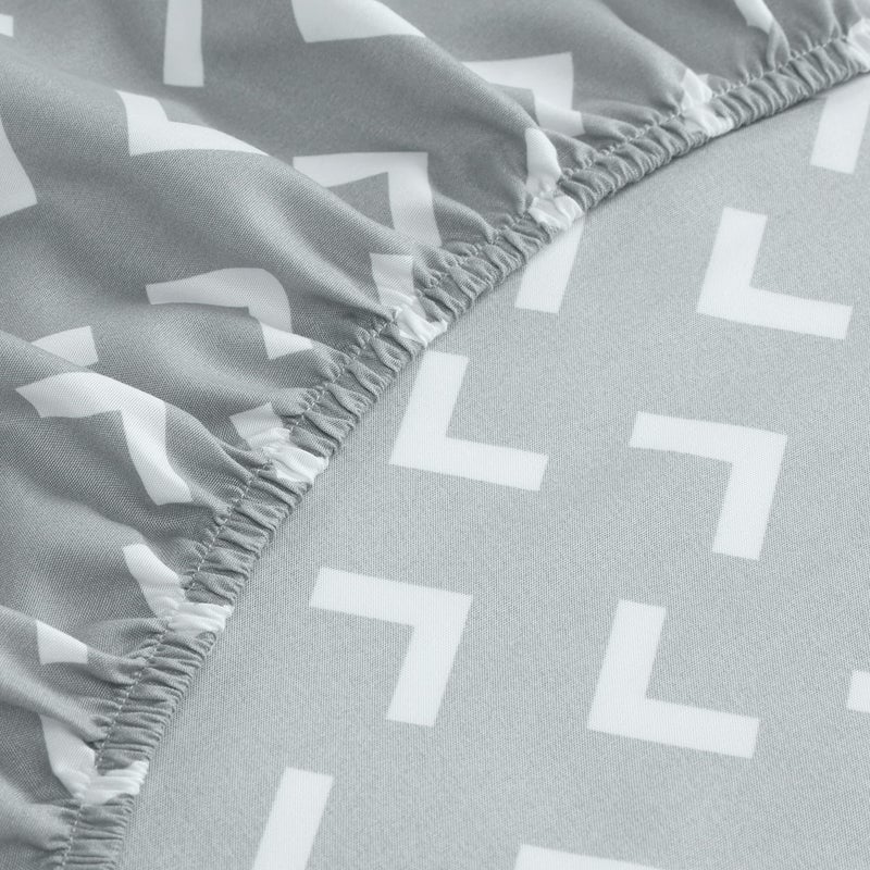 Utopia Bedding Queen Sheet Set, Soft Microfiber 4 Piece Bed Sheets with 15" Deep Pocket - Easy Care Brushed Microfiber (Arrows - White) - Image 5