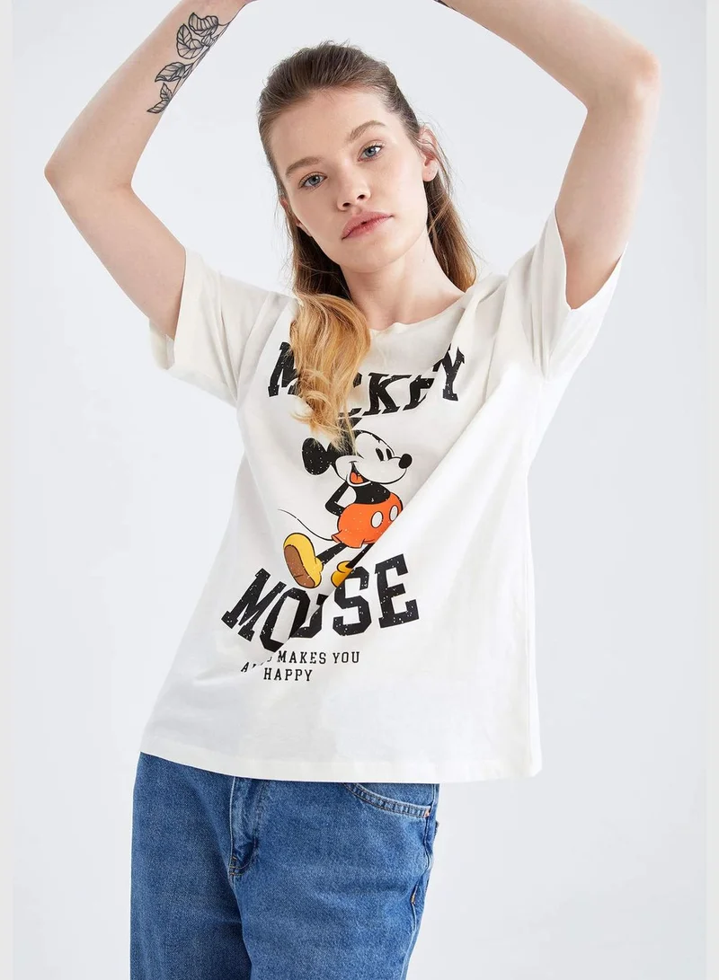 ديفاكتو Regular Fit Short Sleeve Disney Mickey & Minnie Print T-Shirt