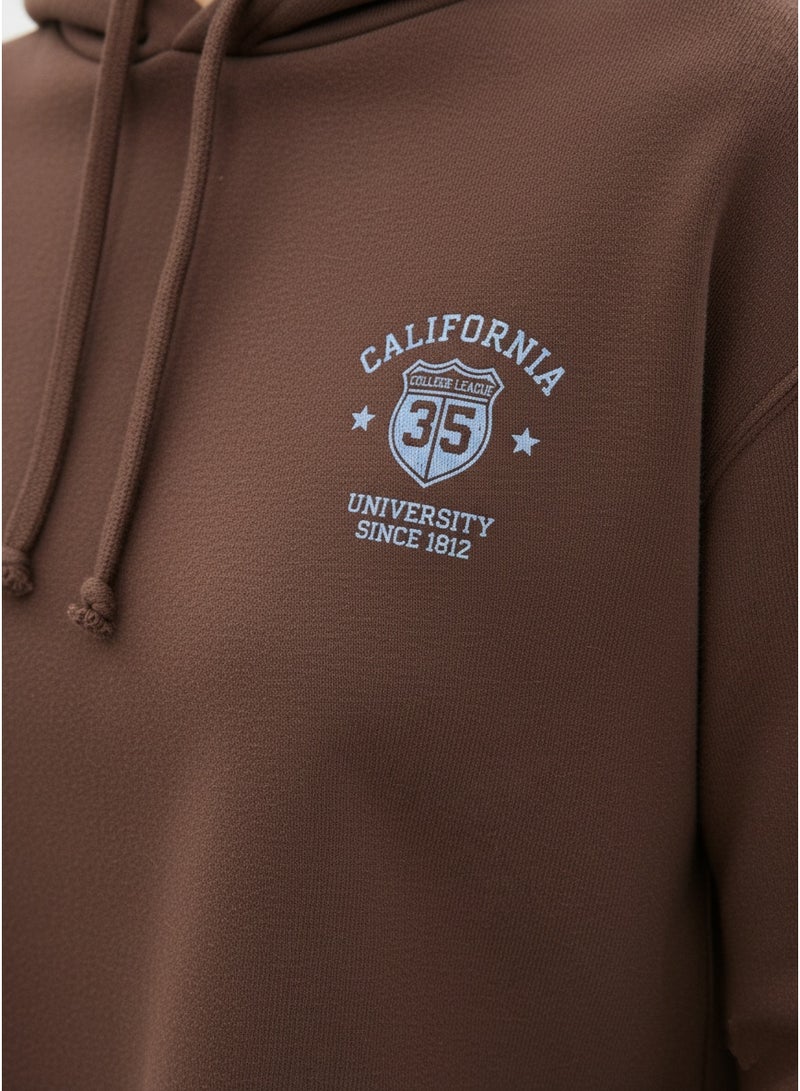 LOUD UNIVERSE هودي قصير بني للنساء - قمة كاجوال جرافيك ستريت وير - Image 3