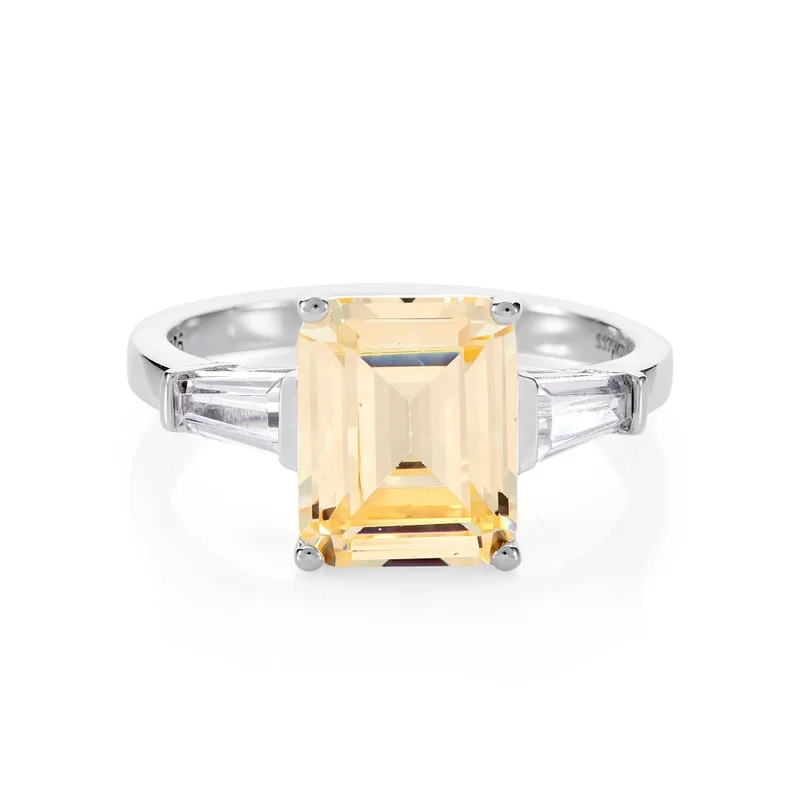 BUCKLEY LONDON THE FLAWLESS COLLECTION - CANARY BAGUETTE TAPERED BAGUETTE SHOULDER RING