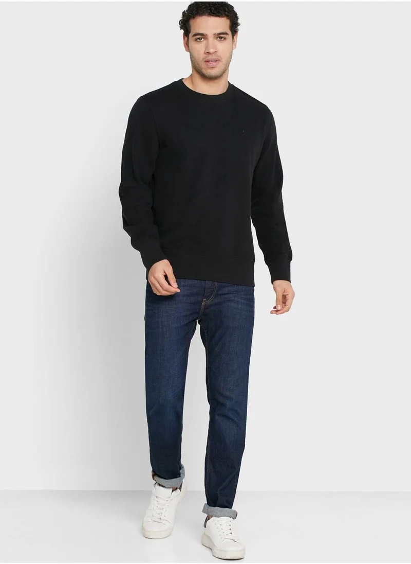 American Eagle Essential Sweatshirt