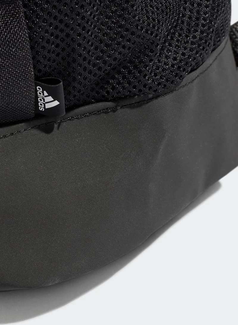 adidas شنطة ظهر بشعار الماركة