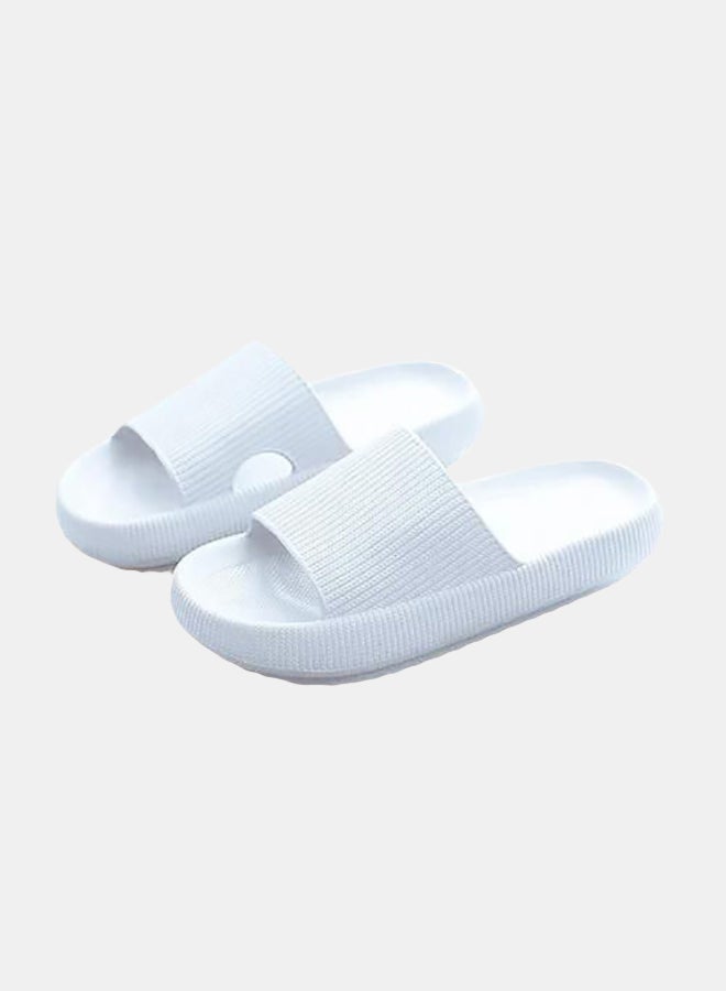Unisex Slippers - Lightweight and Durable - Image 3