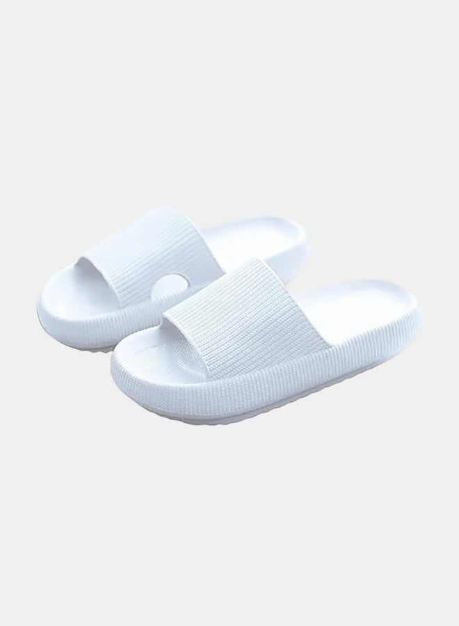 Unisex Slippers - Lightweight and Durable - Image 2