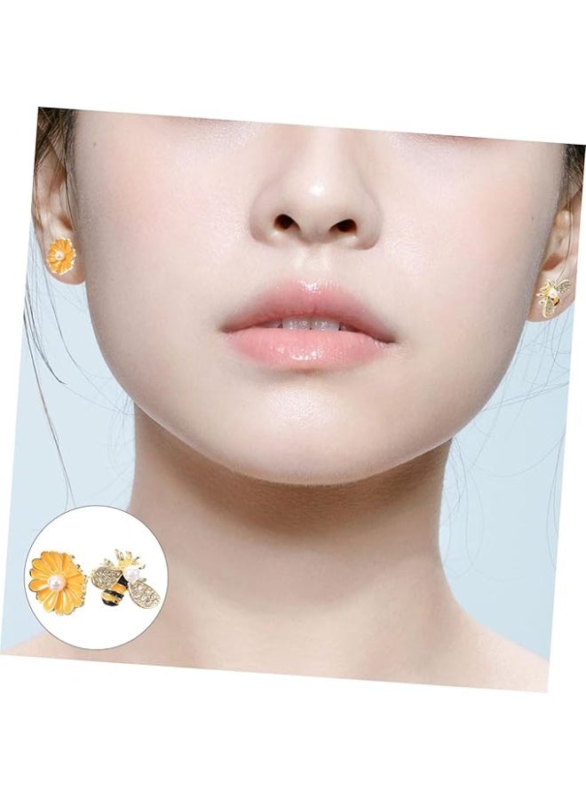 Daisy 1Pair Daisy Ear Studs for Women Asymmetrical Flower Small Dainty Jewelry for Teens Unique Special Occasions Durable and Eye Design - Image 2