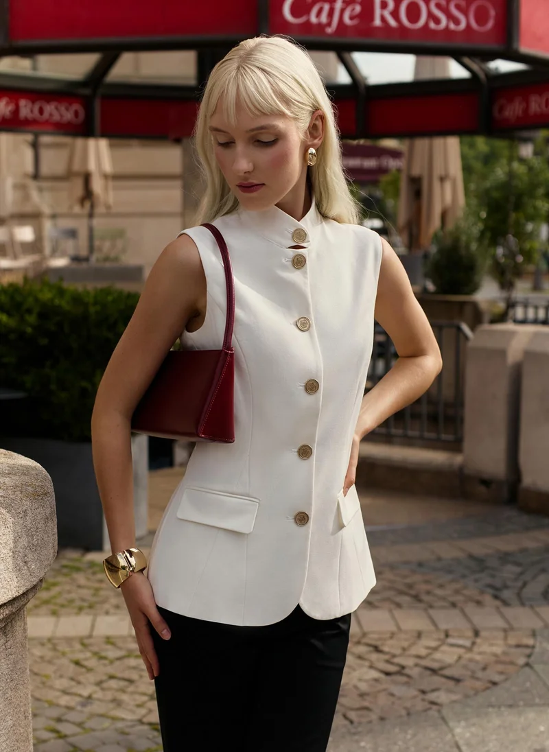Lichi Suiting waistcoat with high collar and accent buttons
