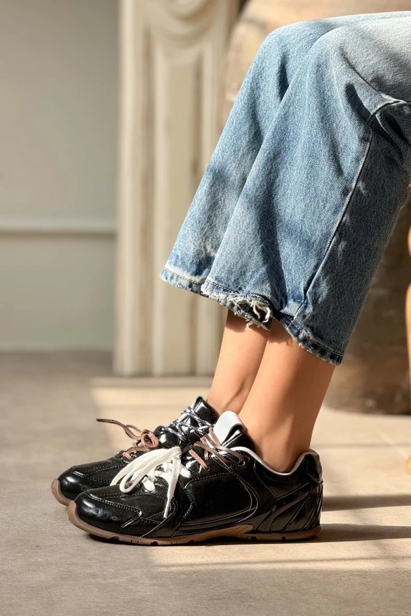 نيشانتاشي شوز Fabian Black Matte Flat Sole Women's Lace-Up Sports Shoes
