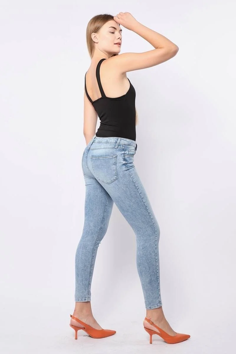 Banny Jeans Women's Skinny Fit Flexible Trousers Light Blue