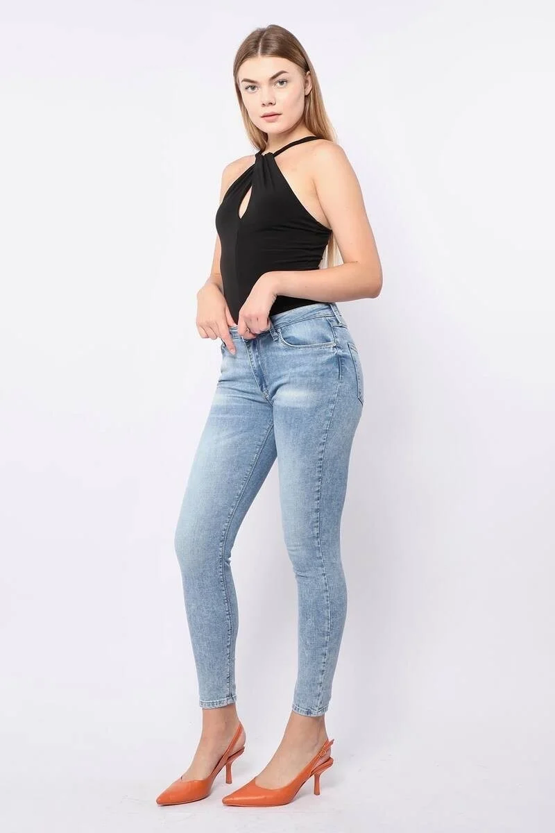 Banny Jeans Women's Skinny Fit Flexible Trousers Light Blue