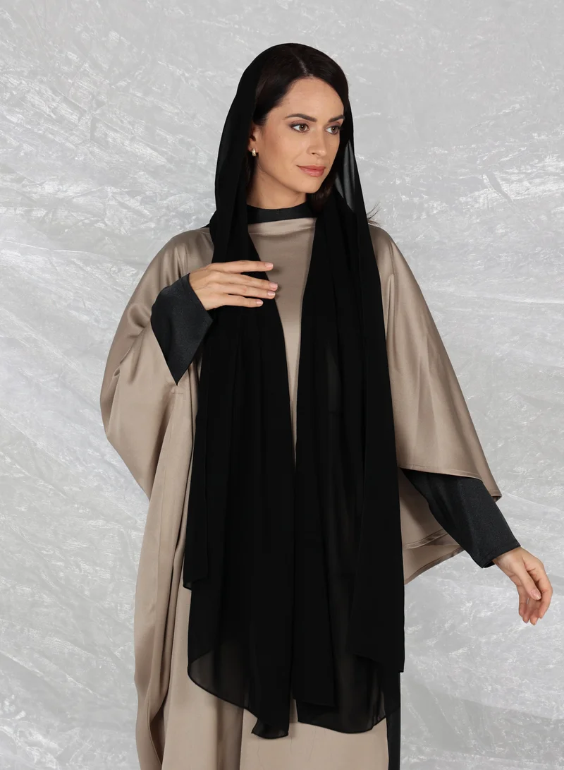 Meem by Mariyah Cape Sleeve Contrast Detail Abaya