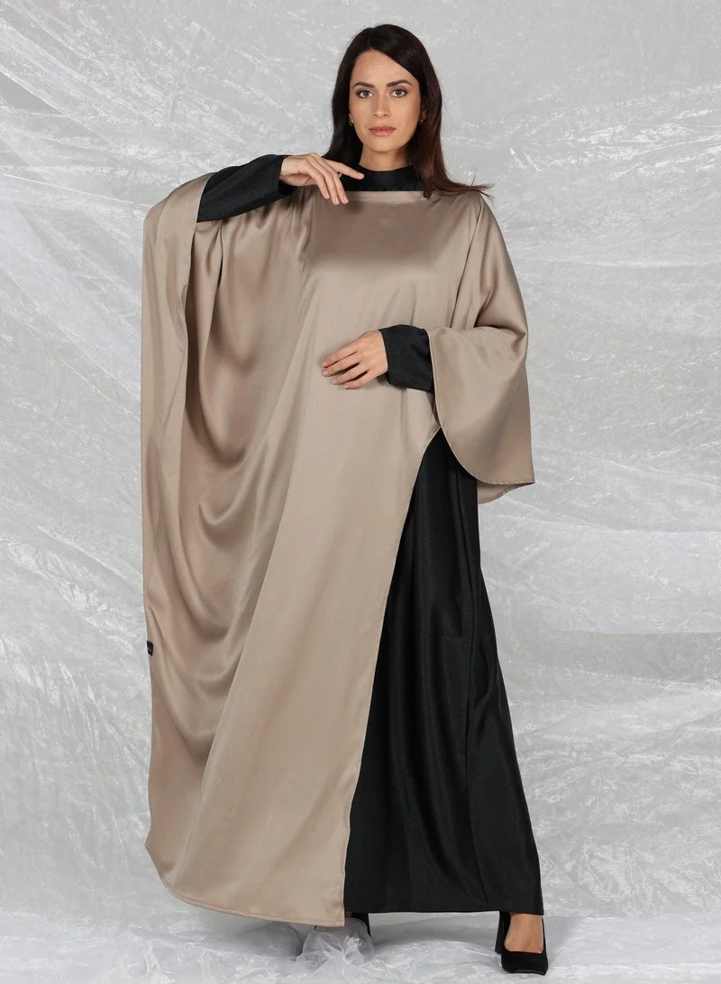 Meem by Mariyah Cape Sleeve Contrast Detail Abaya