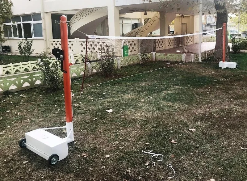 adelinspor Tennis and Badminton, mobile Common Post and Net Set