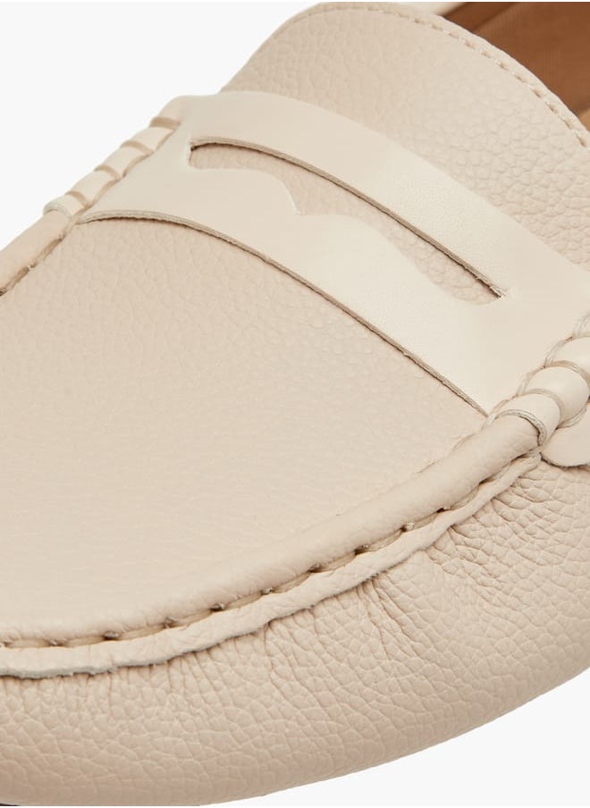 Le Confort Women Textured Slip-On Loafers  - Image 4