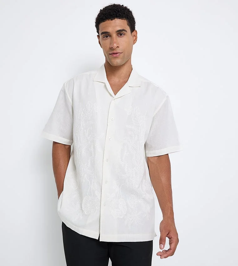 Ben Sherman Ben Sherman Men's Short Sleeve Embroidered Shirts