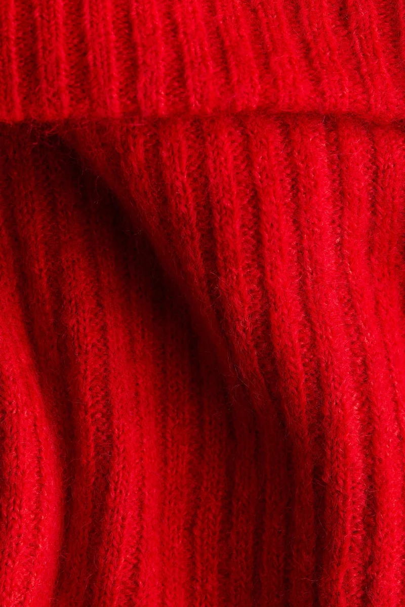 H&M Rib-knit off-the-shoulder dress