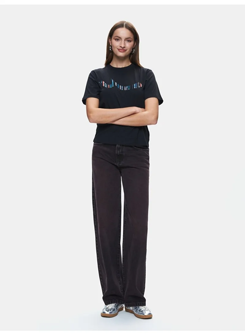 ال تي بي Black T-Shirt