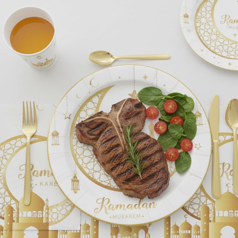 برين جيجلز مجموعة مستلزمات حفلات رمضان وعيد الفطر باللونين الأبيض والذهبي – أطباق وأكواب ومناديل وأدوات مائدة ومفرش طاولة يمكن التخلص منها | طقم ديكور مائدة رمضان للتجمعات العائلية وحفلات الأطفال - Image 5