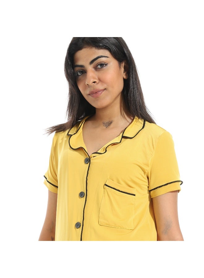 سيزار بيجامة حريمي قطعتين بزراير وشورت - Image 2