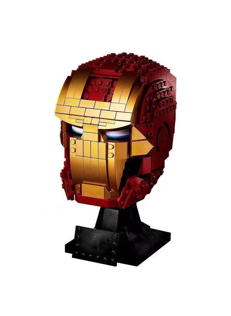 General Superhero Iron Warrior mask helmet model assembled small particles building block toys, creative assembling model for children and superhero fans  - Image 4