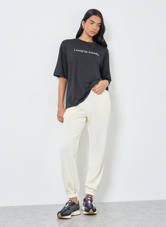 تايك تو تيشيرت فضفاض بطبعة كتابة - Image 2