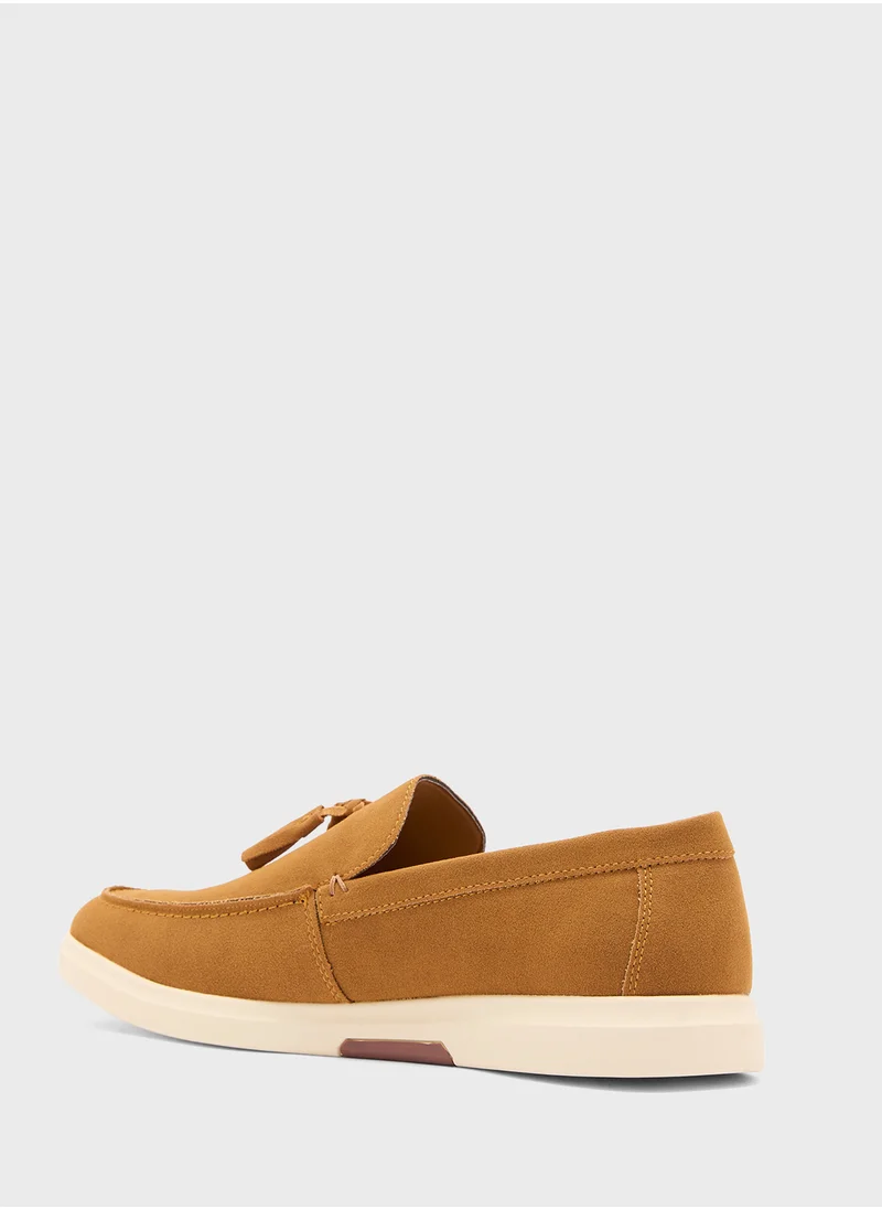 Robert Wood Tassel Detail Suede Slip Ons