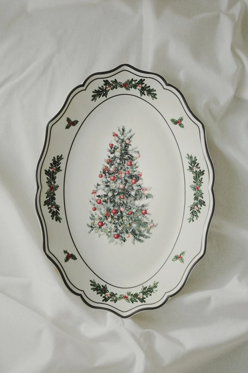 H&M Large porcelain serving plate