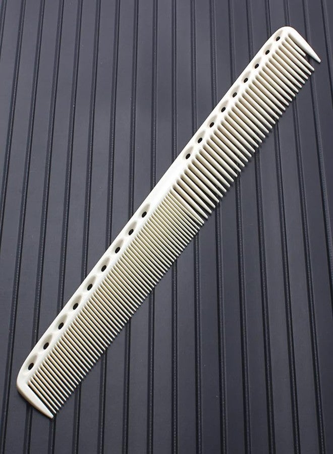 آكس مور طقم أمشاط كربونية مقاومة للحرارة ومضادة للكهرباء الساكنة، أبيض/أبيض مائل للبيج، مناسب لصالونات الحلاقة الاحترافية، طقم من 8 قطع/طقم من 10 قطع، الخيار الأول للحلاقين. (أبيض مائل للبيج) - Image 3